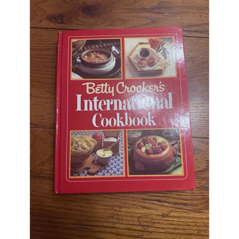 Betty Crocker's International Cookbook 1980 First Edition 372 Page HC VERY NICE